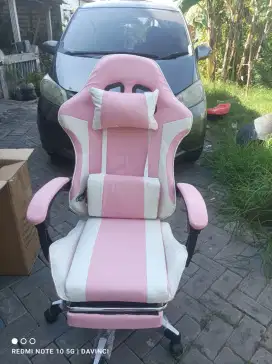 Kursi Gaming Pink Vallets