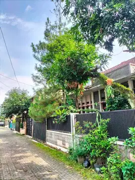 Rumah Asri Strategis di merkuri margahayu raya cuma 1 Milyar