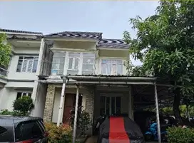 Dijual rumah via lelang 4 kamar tidur jakarta selatan