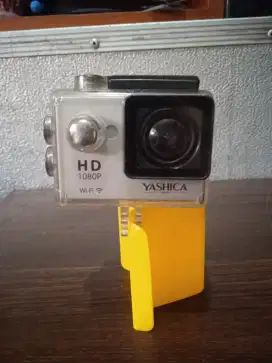 Kamera action yashica