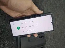Samsung galaxy z fold 2 12/256 Resmi 
Kelengkapan FULLSET