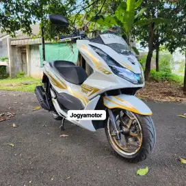 Honda PCX 160 abs tahun 2024 cash dan credit