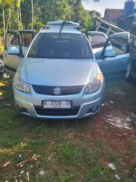 Suzuki SX4 X-Over 2007 Bensin