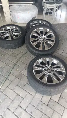 Jual velg copotan inova zenix R18 original