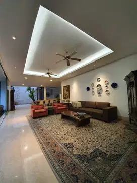 Kemang Modern Tropical House Lokasi Strategis Dekat Kemang Raya