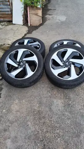 Jual velg Mitsubishi XFORCE R18 original