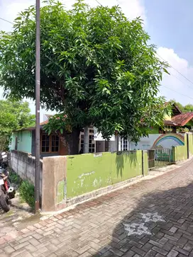 Tanah Strategis Bonus Bangunan dekat Jalan Veteran