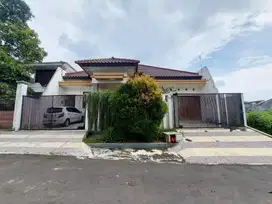 Rumah di Perumahan Dieng Malang