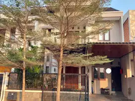 Di jual rumah rapih siap huni Citra Gran Cibubur