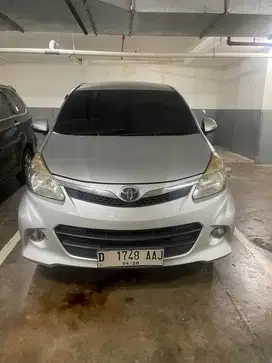 Avanza veloz 1.5 AT tahun 2013
