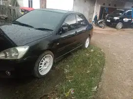 Mitsubishi lancer cedia automatik