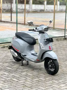 Vespa Sprint S 2021 Grey Avio Plat AD