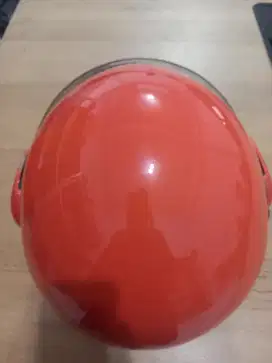 Helm bekas masih bagus