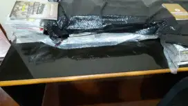 Meja Direktur Premium dan kokoh