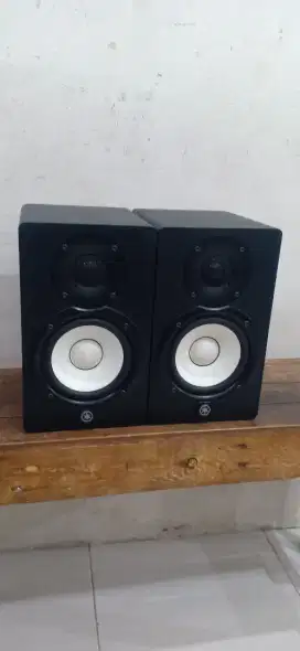 speaker aktif flat yamaha hs5