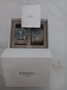 Jam tangan FOSSIL ORIGINAL kondisi BARU