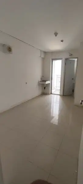 Unit sewa 2BR unfurnish Apartemen Bassura City