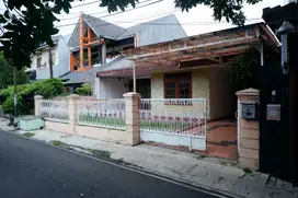 Rumah Asri Komplek Palapa Siap Huni di Pasar Minggu JakSel