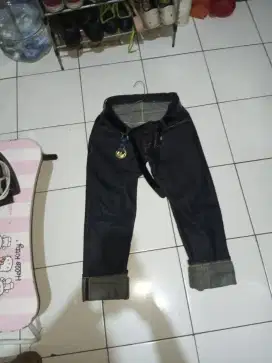 Celana denim selvedg 15 oz size 30