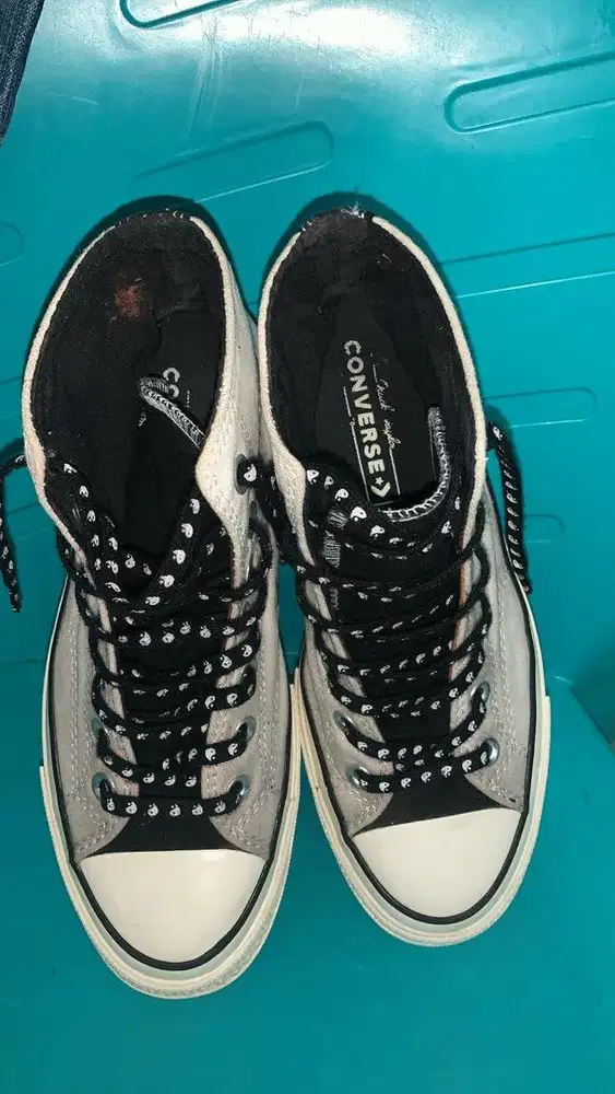 Sepatu Converse Chuck Taylor Hi Yin Yang