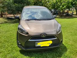 Toyota Sienta V Manual 2017  pemakaian 2018