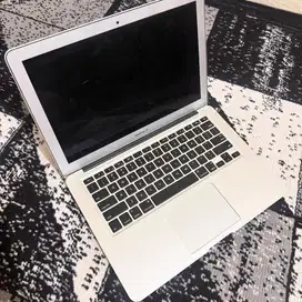 Macbook Air 13 inch, 8/128GB, 2017