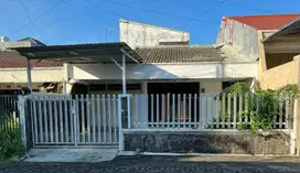 Rumah Secondary 1,5 Lantai Hitung Tanah Manyar Jaya Surabaya Timur