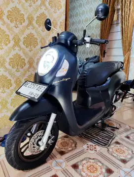 Honda Scoopy Prestige (Istimewa)