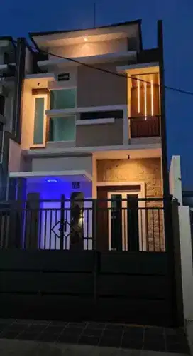 Selangkah MERR‼️Rumah Baru Gress  IKIP Gunung Anyar Rungkut  Surabaya