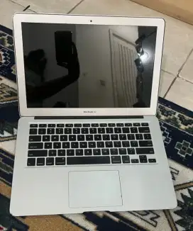 MACBOOK AIR 13,3 INCH MID 2012
