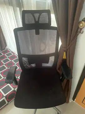 kursi kantor bekas
