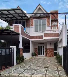 Di Jual Rumah Baru siap huni 2 lantai Di perumahan Di cinere