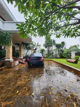 Siap Huni Rumah Mewah Ada Swimming Pool Besar di Pondok Indah Jakarta