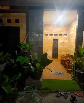 RUMAH DI JALAN RAYA BOGOR CISALAK DEPOK