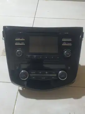 HEAD UNIT NISSAN X-TRAIL