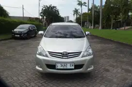 INNOVA G DISEL MANUAL THN 2010#KONDISI SIAP PAKAI DAN TERAWAT