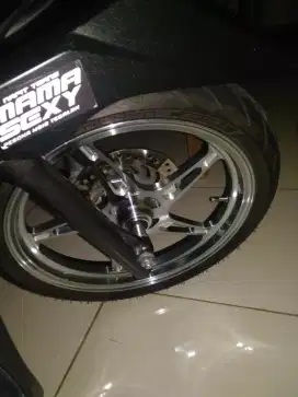 Vleg delkevic ring 14 PNP 110cc warna titanium