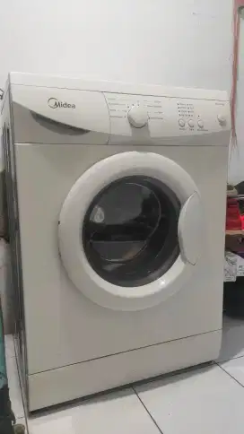 Dijual Mesin Cuci merk Midea kondisi normal