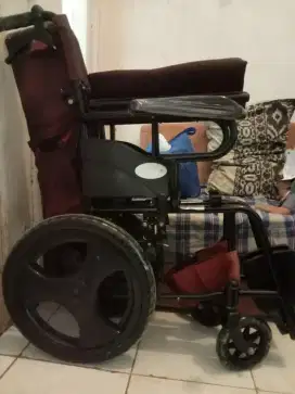 Di jual KURSI RODA