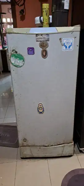 Kulkas Bekas Merk National 1 Pintu