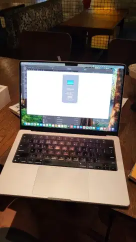 MacBook Pro M2 Max 14inch