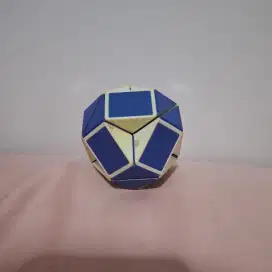 Preloved Rubik Ular Warna Biru