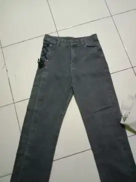 Celana cargo size 28/29