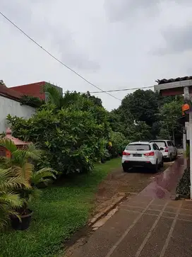 Rumah Dijual Jl. H. Naman. Pondok Kelapa. Jakarta Timur