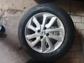 Dijual velg Honda R15 dan ban