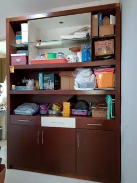 Rak Display Kokoh, Bekas Pemakaian Sendiri