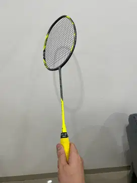 RAKET YONEX ARCSABER 7 PLAY - GREY / YELLOW (4UG5)