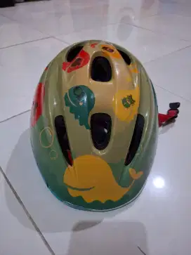 Helm Sepeda Anak Polygon