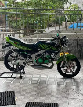 KAWASAKI NINJA SS 2015