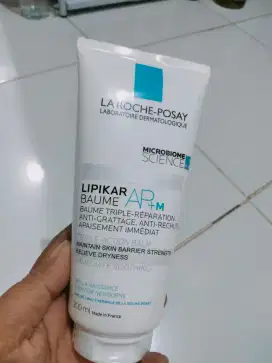La Roche posay lipkar baume ap+m